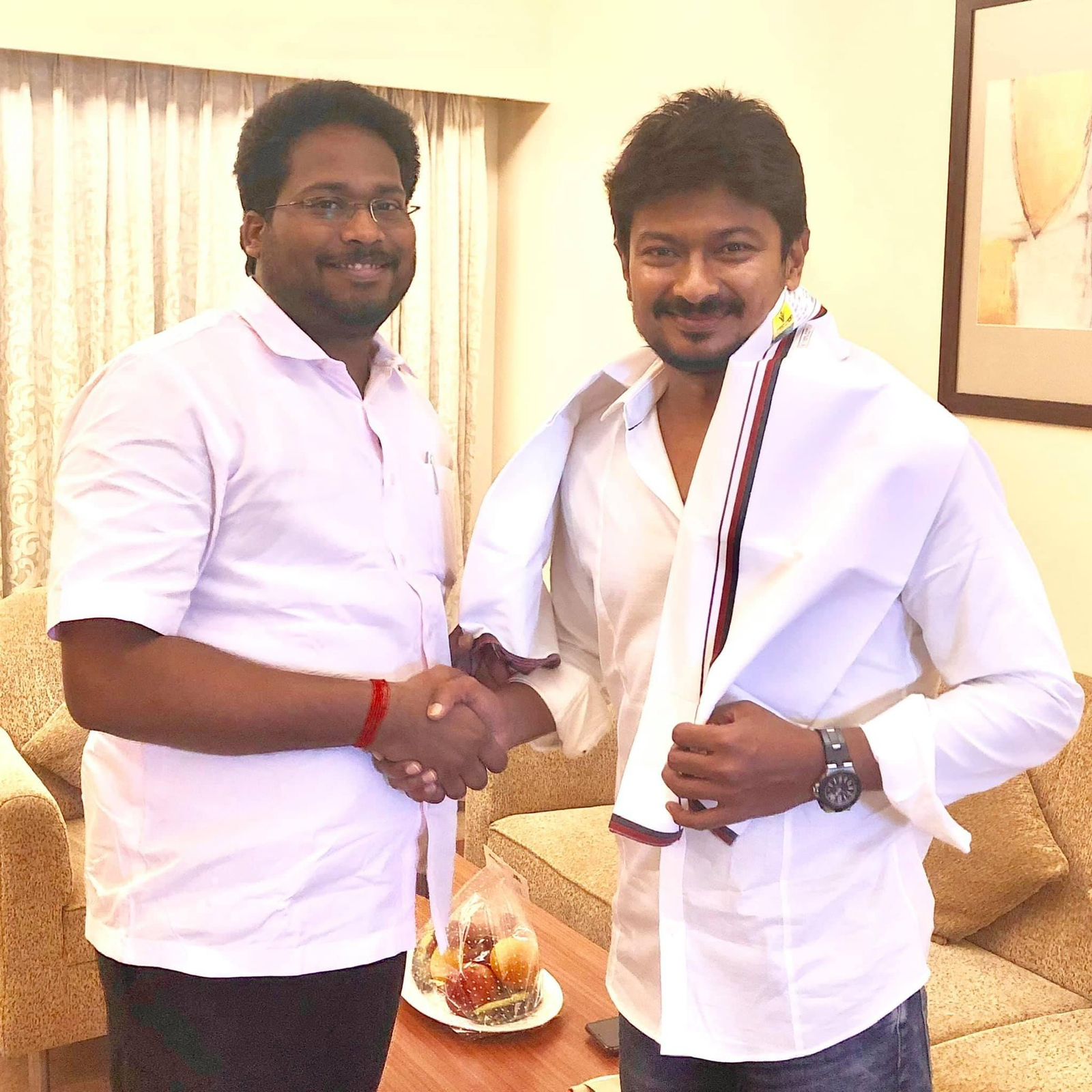 Tiruchi Suriyaa with celebrities at function